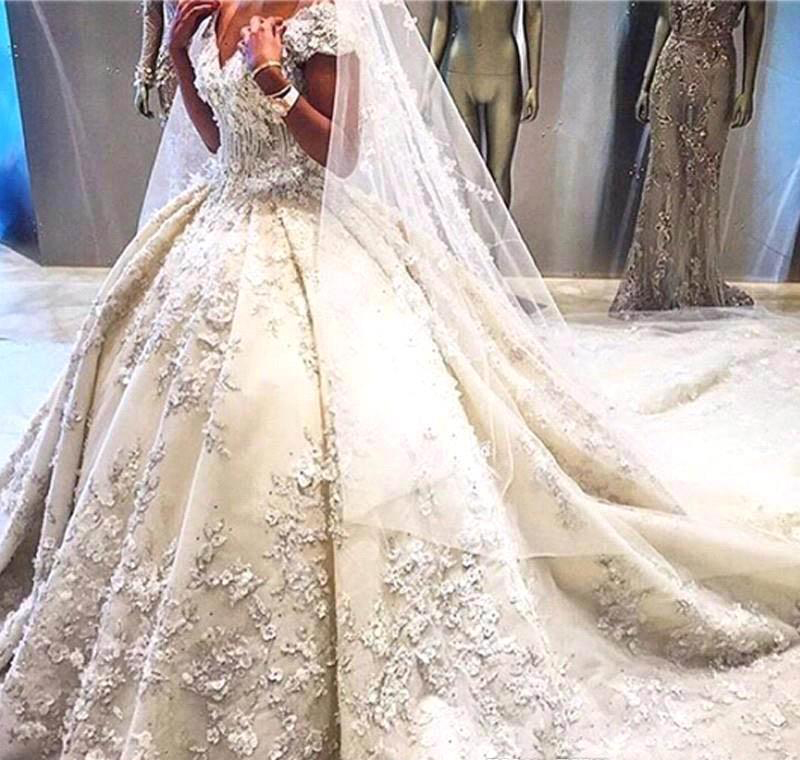 New Princess Off the Shoulder Wedding Dresses 2019 Luxurious Appliques Church Formal Bride Bridal Gowns Plus Size Custom Made