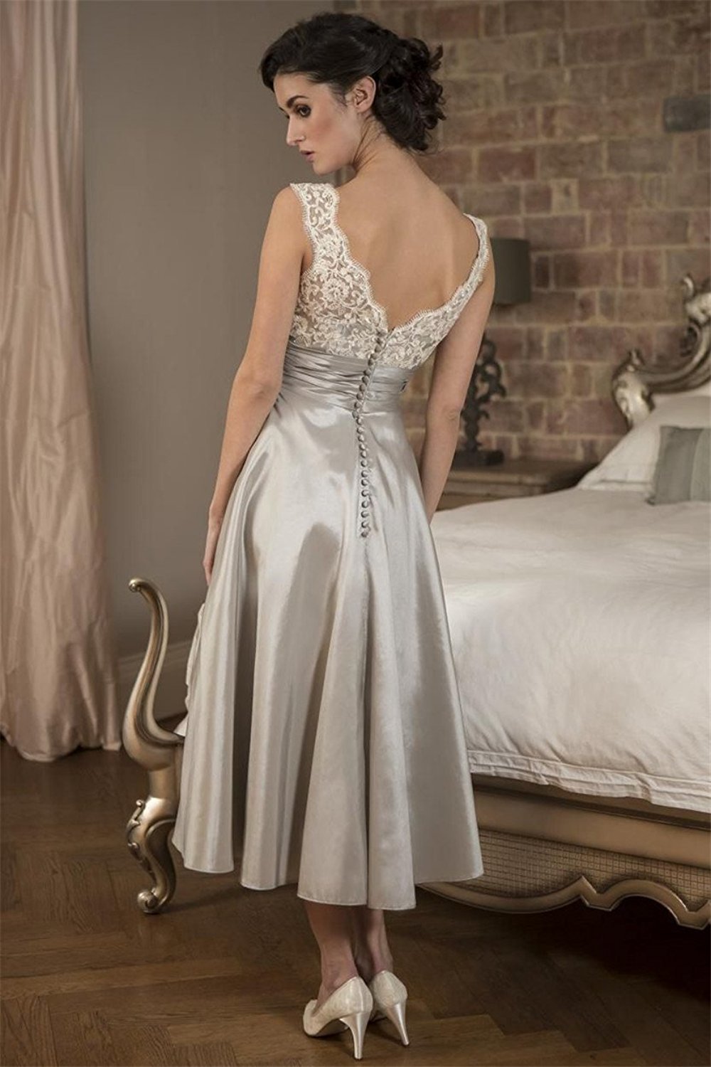 New Petite Tea Length Short Mother Of The Bride Dresses V Neck Backless Sleeveless Lace Empire Young Mother formal evening dresses australia