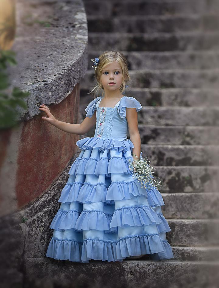 2020 Bohemian Flower Girl Dresses For Wedding Lace Appliqued Tiered Skirts Little Girls Pageant Dress Cake First Holy Communion Gowns