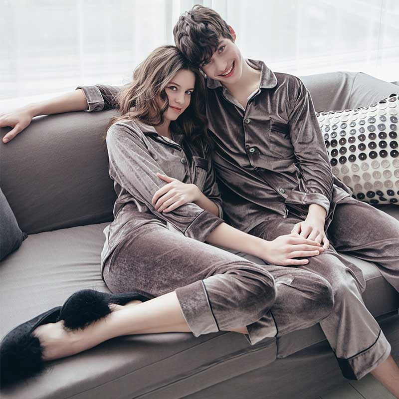 Men's Sleepwear Gold Velvet Couple Pajamas Suit Men Solid Cardigan Casual Comfortable Winter Women Pijamas Set Vintage Fashion
