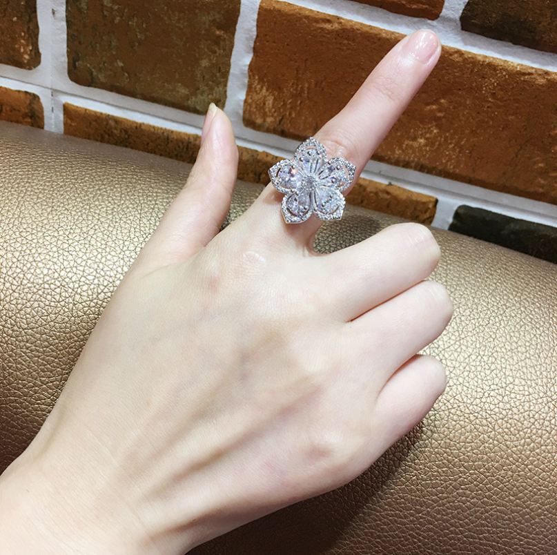 Infinity Luxury Jewelry personality 925 Sterling Silver Drop Water Eternity White Topaz CZ Diamond Women Wedding Flower Band Ring Gift