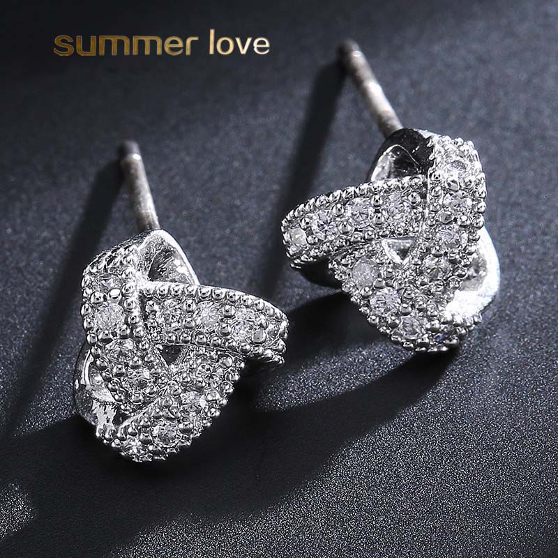 Hot Sale Knot Love Cubic Zirconia Stud Earring For Women Girl Fashion 925 Silver Antiallergy Pin Earring Weeding Party Designer Jewelry Gift
Hot Sale Knot Love Cubic Zirconia Stud Earring For Women Girl Fashion 925 Silver Antiallergy Pin Earring Weeding Party Designer Jewelry Gift