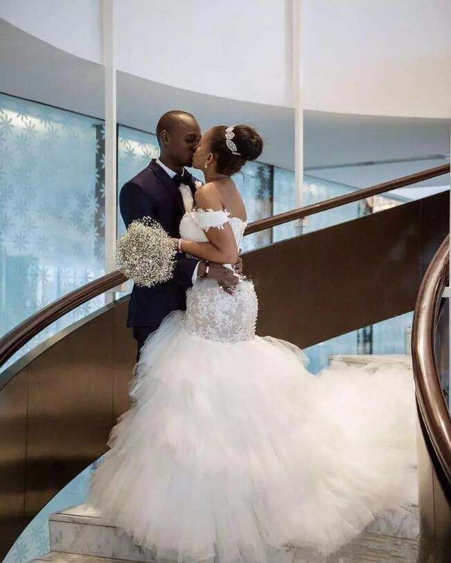 2019 African Mermaid Wedding Dresses Off The Shoulder Lace Appliques Ruffles Plus Size Bridal Gowns Beach Country Vestido De Novia
