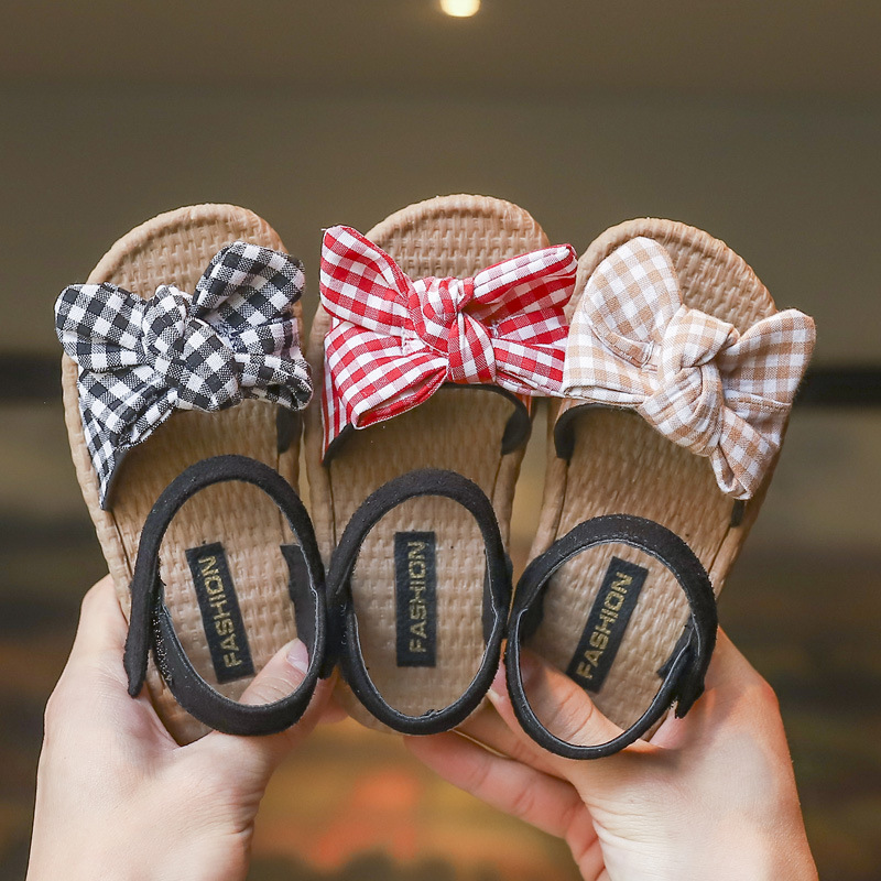 Girls Sandals 2020 Summer New Children's Plaid Bow Princess Shoes Pastoral Style Soft Bottom Beach Shoes New Fashion Kids 2020, Red
Girls Sandals 2020 Summer New Children's Plaid Bow Princess Shoes Pastoral Style Soft Bottom Beach Shoes New Fashion Kids 2020, Red