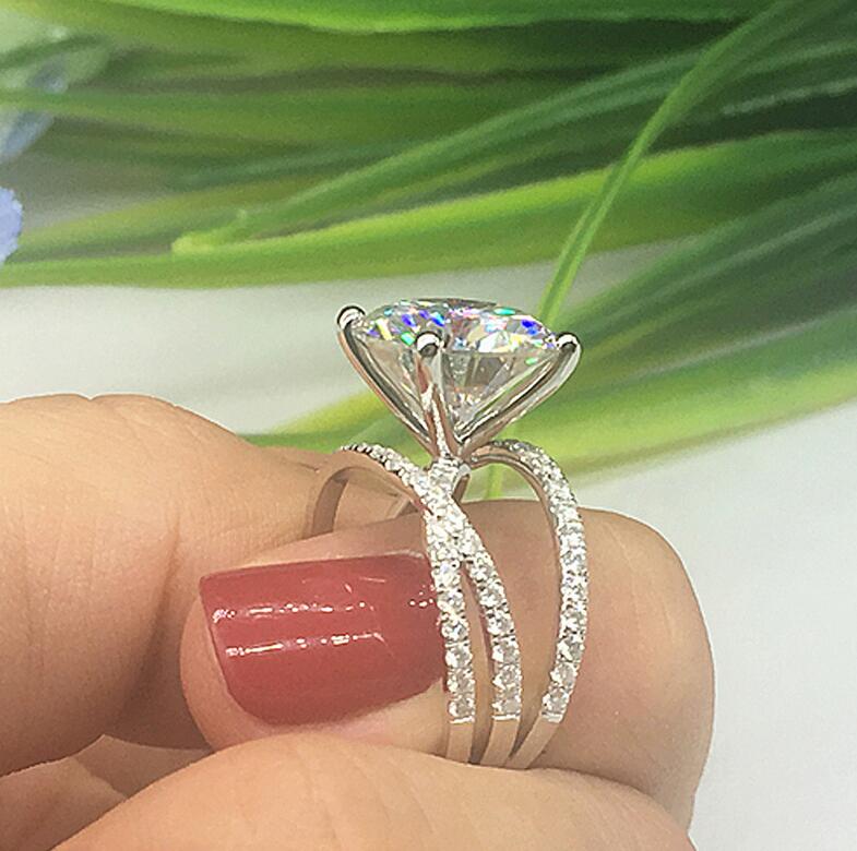 Classical Top Selling Handmade Luxury Jewelry 925 Sterling Silver Big White Topaz CZ Diamond Stone Women Wedding Engagement Band Ring Gift
