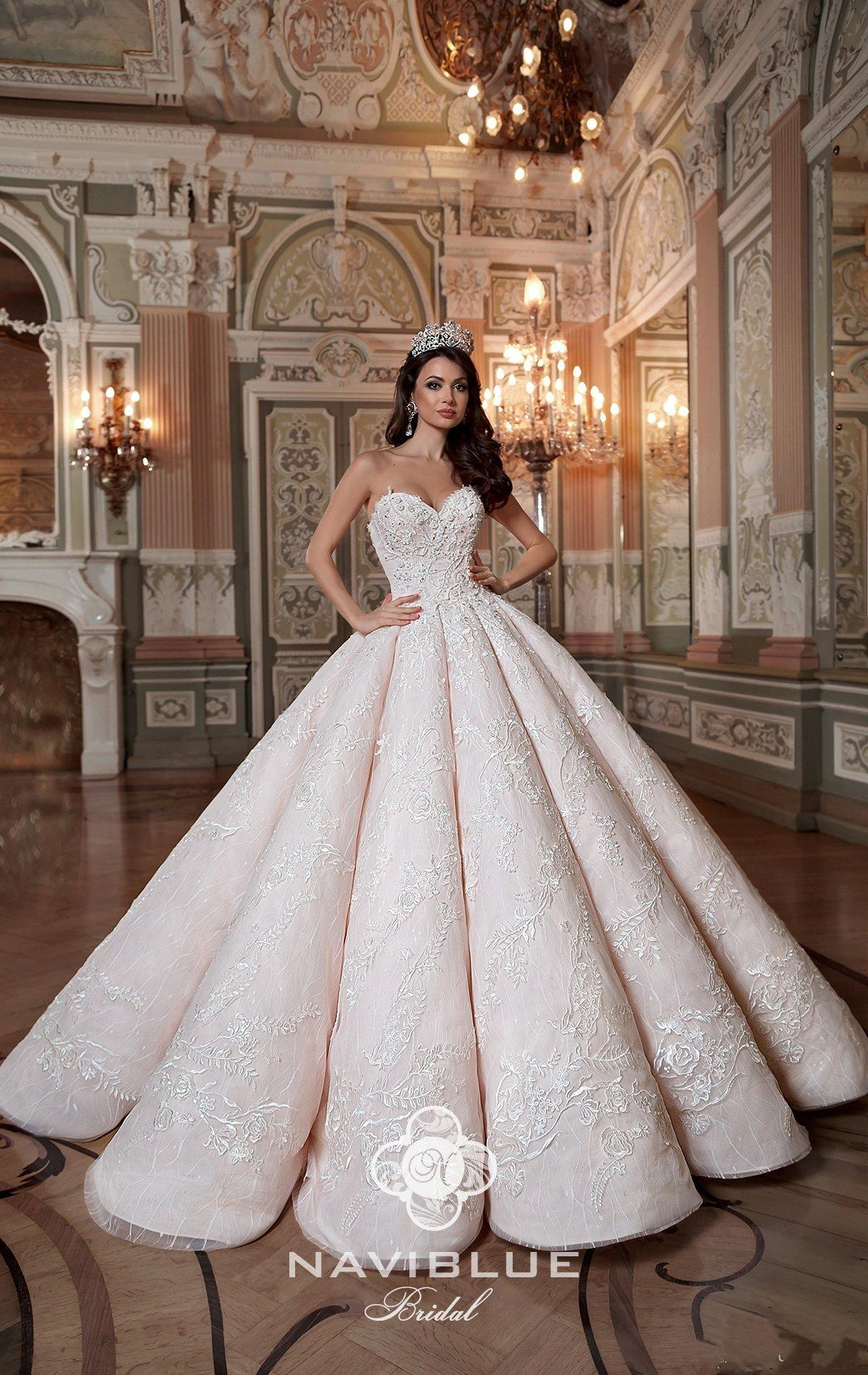 Ball Gown Naviblue Dresses Sweetheart Lace Appliqued Wedding Dress Arabic Sweep Train Plus Size Bridal Gowns Vestidos s