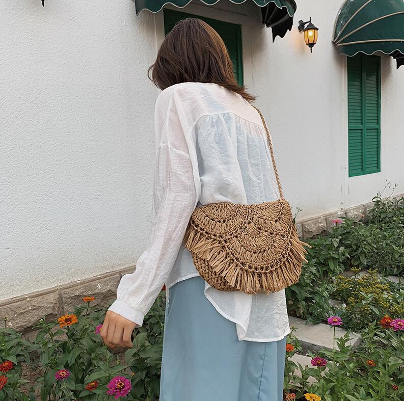 Factory direct original design of women handbag tassel straw bag hand-woven seaside holiday bags pastoral wind woven beach handbags
Factory direct original design of women handbag tassel straw bag hand-woven seaside holiday bags pastoral wind woven beach handbags