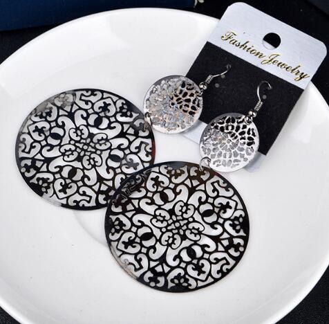 New arrivals Classic circular alloy Hollowing Earrings Gold silver black Exaggerated Pendant Earrings woman Fashion jewelry