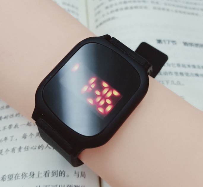 Sports led Digital Display touch screen Square watches Rubber belt silicone LED Touch watches, White
Sports led Digital Display touch screen Square watches Rubber belt silicone LED Touch watches, White