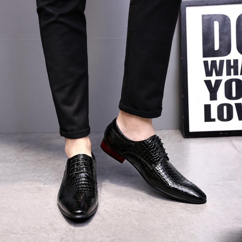 2019 Men Fashion Pointed Toe Lace Up Shoes Leather Designer Business Casual Dress Shoes Wedding Shoes Big Size 38-48
2019 Men Fashion Pointed Toe Lace Up Shoes Leather Designer Business Casual Dress Shoes Wedding Shoes Big Size 38-48