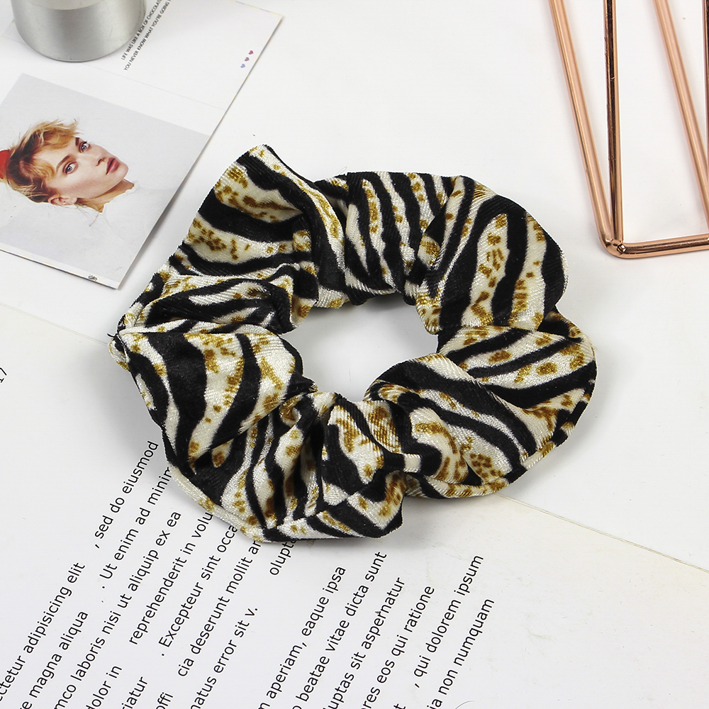Leopard Velvet Scrunchies Hair Accessories For Women Girl Elastic Hair Ring tie Ponytail Holder Rubber pleuche Dot Hair Band 20pcs 1015A