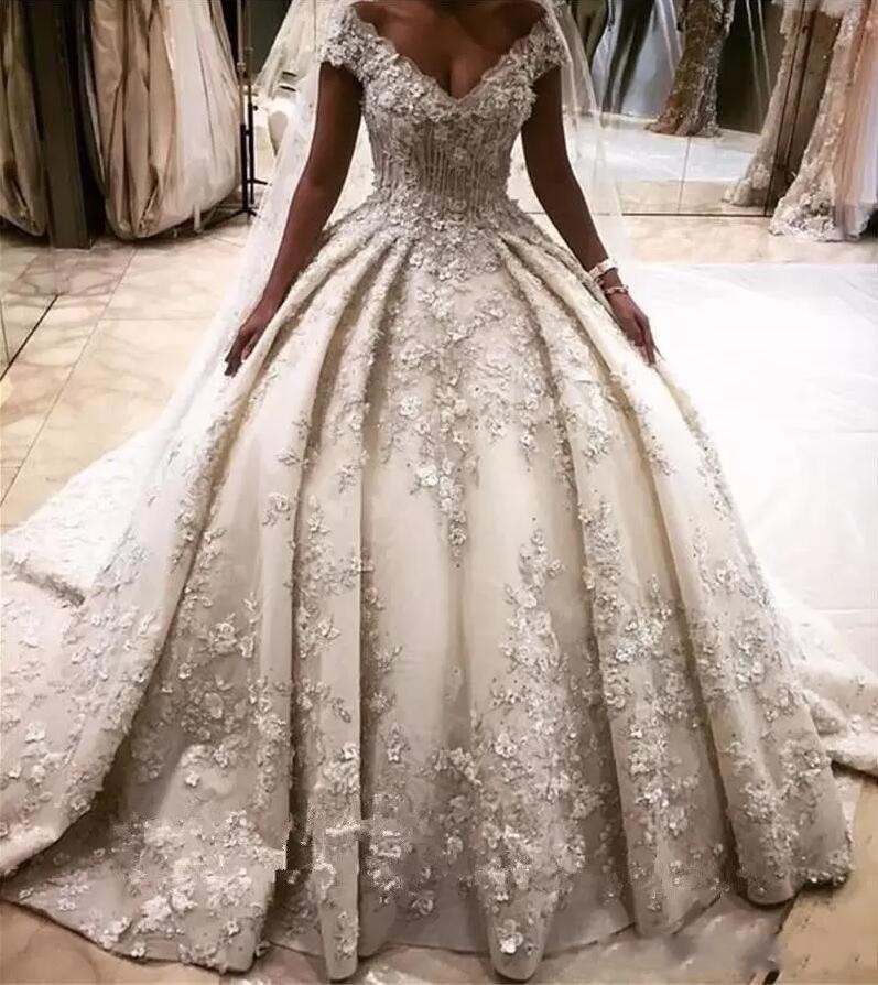 Luxurious Princess Wedding Dresses Ball Gowns 3D Flower Appliques Puffy Ball Gowns Off the Shoulder Cathedral Train Wedding Gowns, Ivory 
Luxurious Princess Wedding Dresses Ball Gowns 3D Flower Appliques Puffy Ball Gowns Off the Shoulder Cathedral Train Wedding Gowns, Ivory