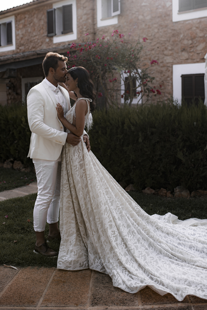 Bohemian Newest Wedding Dresse 2020 Tassel A Line Beach Bridal Gowns Deep V Neck Lace Appliqued Country Garden Robes De Mariée