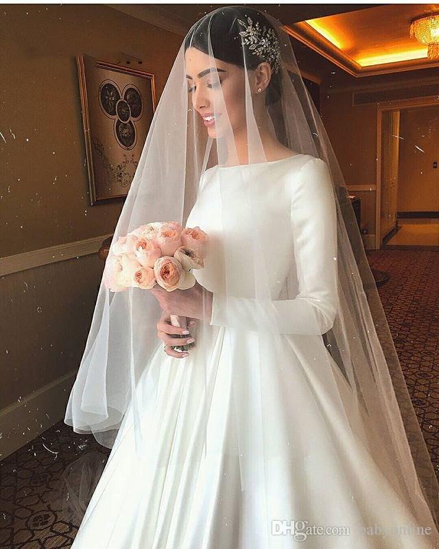 2020 Plain Designed Satin Wedding Dresses Modest Long Sleeve Beteau Neckline Court Train Bridal Gowns Formal Robe de mariage