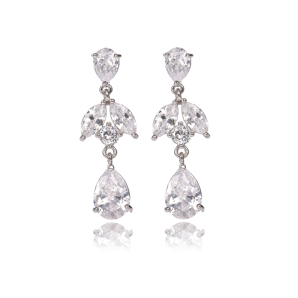 High Quality Clear Cubic Zircon Water Drop Earrings for Women Flower Shaped Bridal Wedding Earring Dangle Ear Party Wedding Bridal Jewelry
High Quality Clear Cubic Zircon Water Drop Earrings for Women Flower Shaped Bridal Wedding Earring Dangle Ear Party Wedding Bridal Jewelry
