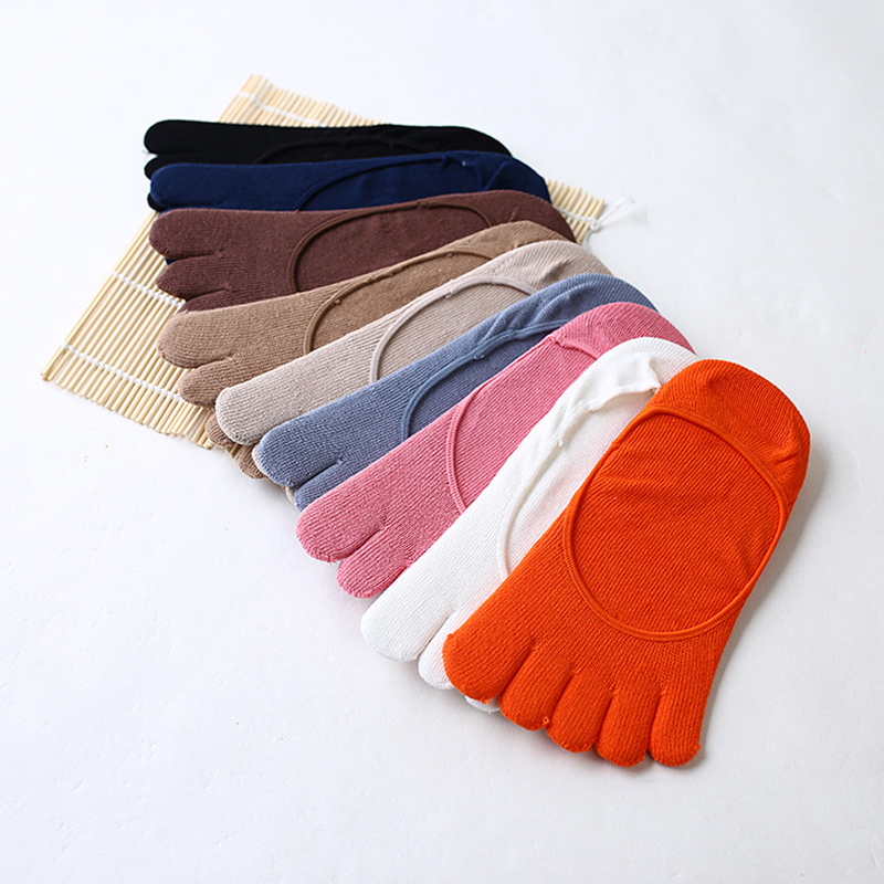 6 Pairs Summer Five-toe Socks for Women Thin Invisible Yoga Socks Solid Color Casual wear cotton Low Cut five finger, Black
6 Pairs Summer Five-toe Socks for Women Thin Invisible Yoga Socks Solid Color Casual wear cotton Low Cut five finger, Black