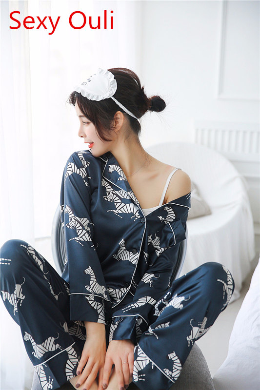 Pyjamas Women Sexy Satin Silk Sleepwear Nightdress Pyjamas Suit Female Sleep Two Piece Set Loungewear Sleepwear
Pyjamas Women Sexy Satin Silk Sleepwear Nightdress Pyjamas Suit Female Sleep Two Piece Set Loungewear Sleepwear
