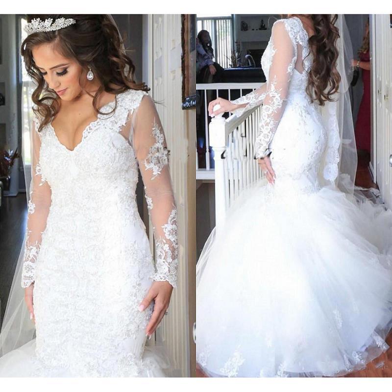 Gorgeous Long Sleeves Mermaid Wedding Dresses Lace Applique Scalloped V Neck Plus Size Tulle Country Wedding Gown vestido de novia