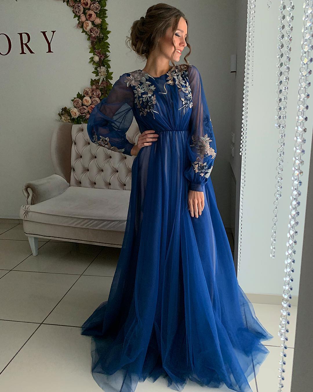Blue Appliqued Long Sleeves Evening Dresses Jewel Neck Pleated Arabic Plus Size Prom Gowns A Line Floor Length Tulle Formal Dress, Hunter
Blue Appliqued Long Sleeves Evening Dresses Jewel Neck Pleated Arabic Plus Size Prom Gowns A Line Floor Length Tulle Formal Dress, Hunter