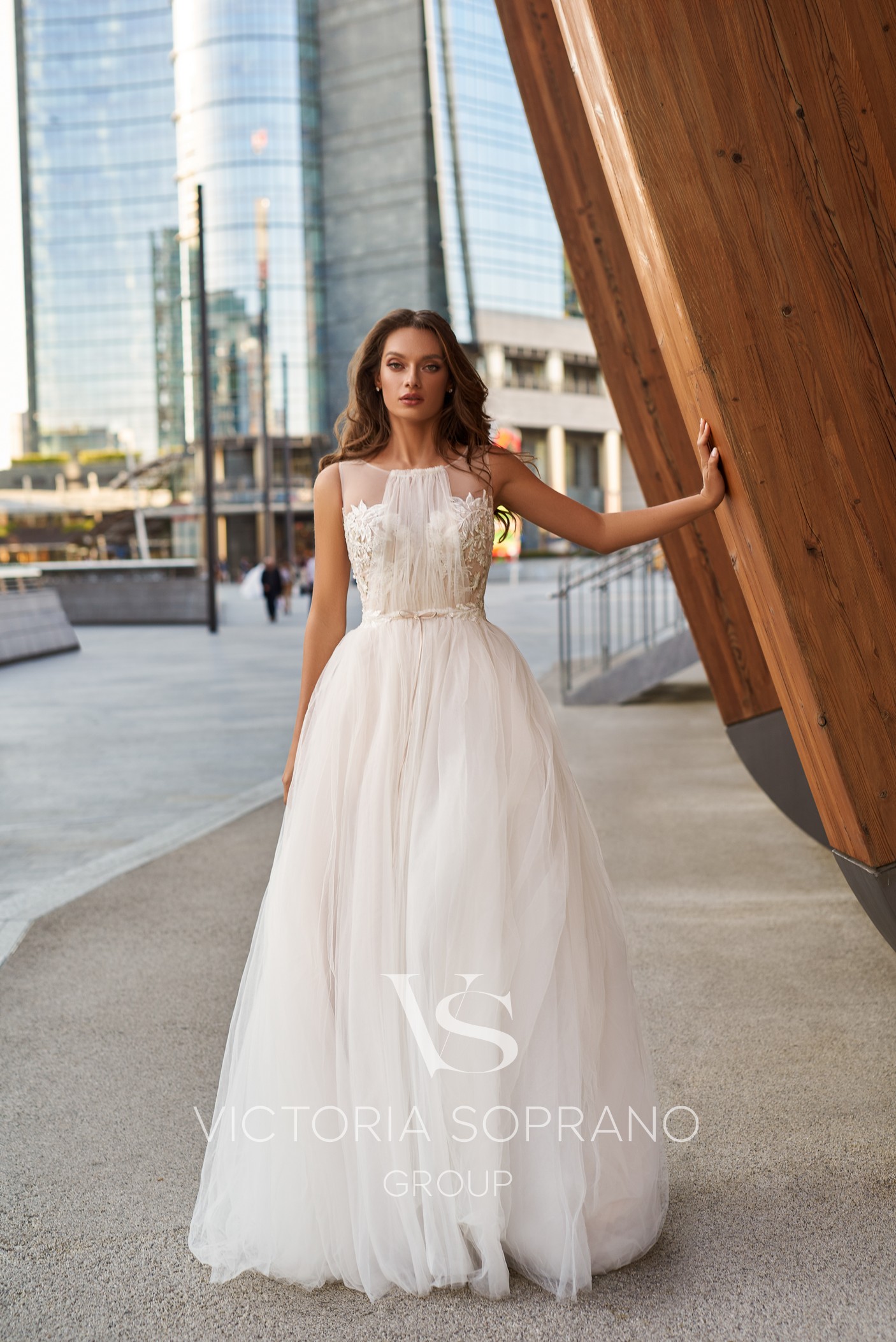2020 New Beach Wedding Dresses Lace Applique A Line Jewel Neck Boho Wedding Dress Sweep Train Bridal Gowns Robes De Mariée