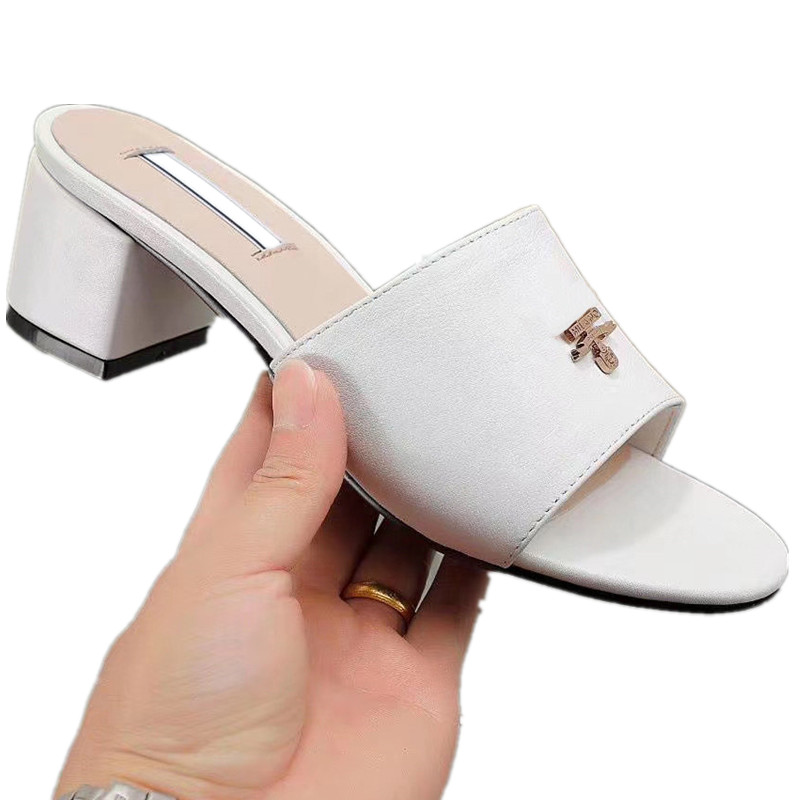 2020 new summer designer luxury leather multicolor ladies high heel sandals outdoor waterproof open toe slippers size 35-42, Black
2020 new summer designer luxury leather multicolor ladies high heel sandals outdoor waterproof open toe slippers size 35-42, Black