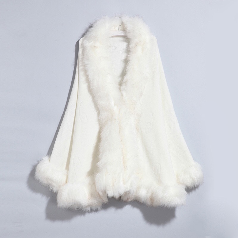 2020 Bridal Cape Satin Medium-length-cape with Fur Trim Wedding Cloak Handmade Cape Dress Fur Shawl Wedding Jackets Wrap