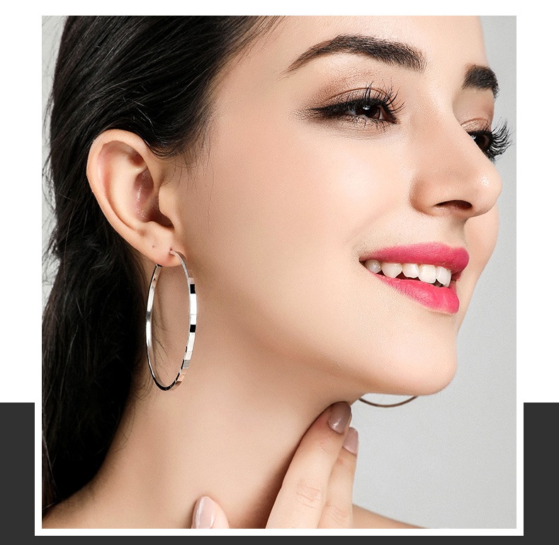 Hoop & Huggie Solid 925 Sterling Silver Womens Earring Trendy Big Round Circle Hoop Earring 40MM 50MM 55MM 60MM stud Earring Jewelry highquality girlgift
Hoop & Huggie Solid 925 Sterling Silver Womens Earring Trendy Big Round Circle Hoop Earring 40MM 50MM 55MM 60MM stud Earring Jewelry highquality girlgift