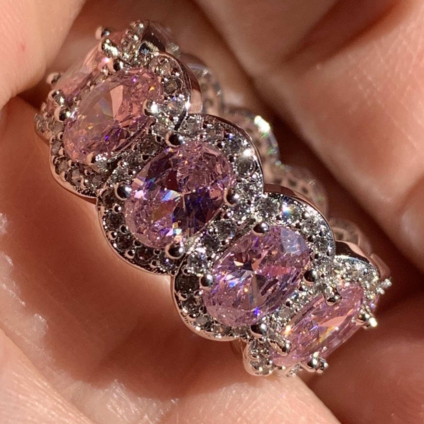 Super Deal Top Selling Stunning Lovers Jewelry 925 Sterling Silver Oval Cut Pink Topaz CZ Diamond Eternity Wedding Band Ring fpr Women Gift