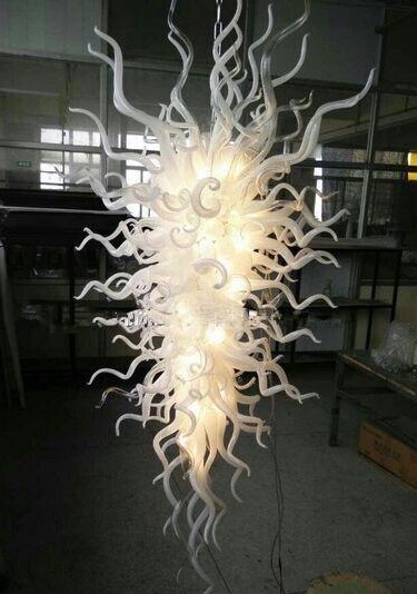 Pendant Lamps White Glass Crystal Chandeliers Long Size LED Light Source Modern Art Decorative Handmade Blown-Glass American Style Chandelier
Pendant Lamps White Glass Crystal Chandeliers Long Size LED Light Source Modern Art Decorative Handmade Blown-Glass American Style Chandelier