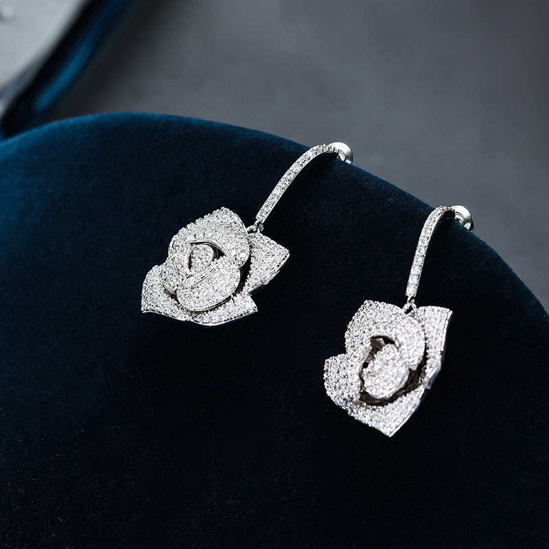 Brand Designer Wedding Jewelry Women Earrings 2020 Fashion Rose Flower Earring s925 Silver Cubic Zirconia Earrings Accessories
Brand Designer Wedding Jewelry Women Earrings 2020 Fashion Rose Flower Earring s925 Silver Cubic Zirconia Earrings Accessories