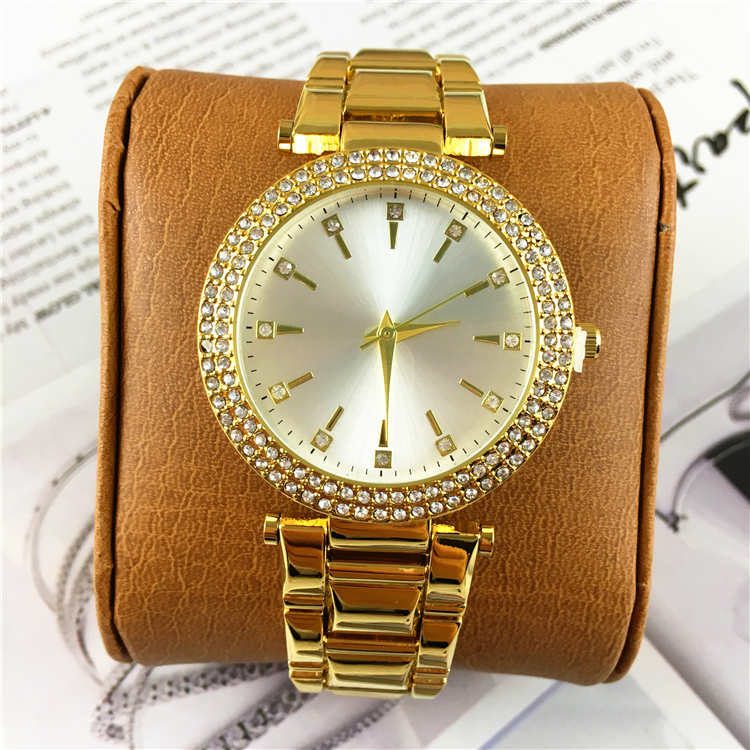 2020 Top Fashion Luxury Women Watch big dial With Diamonds rose gold Special Design Quartz Relojes De Marca Mujer Best gifts drop shipping, Slivery;brown
2020 Top Fashion Luxury Women Watch big dial With Diamonds rose gold Special Design Quartz Relojes De Marca Mujer Best gifts drop shipping, Slivery;brown