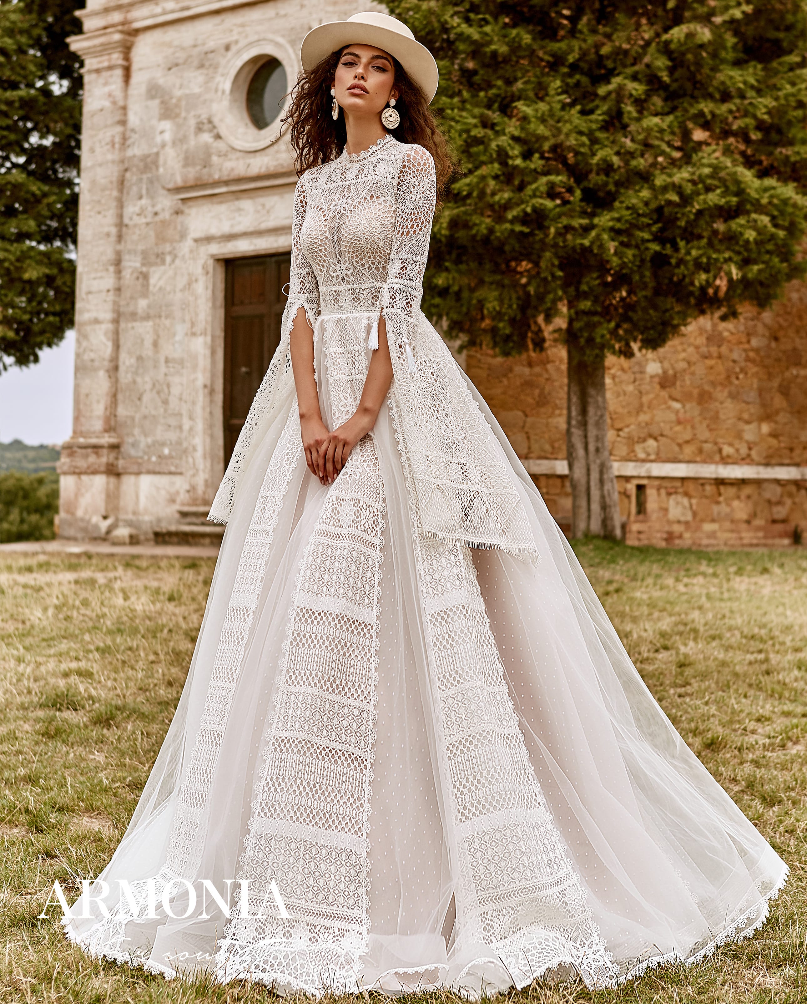 Modest Bohemian Tmarmonia A Line Wedding Dresses High Neck Long Sleeve Tulle Lace Applique Wedding Gowns Sweep Train robe de mariée