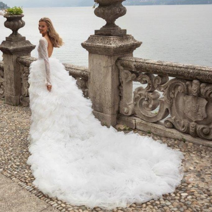 2020 Sexy Wedding Dresses Deep V Neck Long Sleeve Sash Split Lace A Line Wedding Dresses Court Train Bridal Gowns