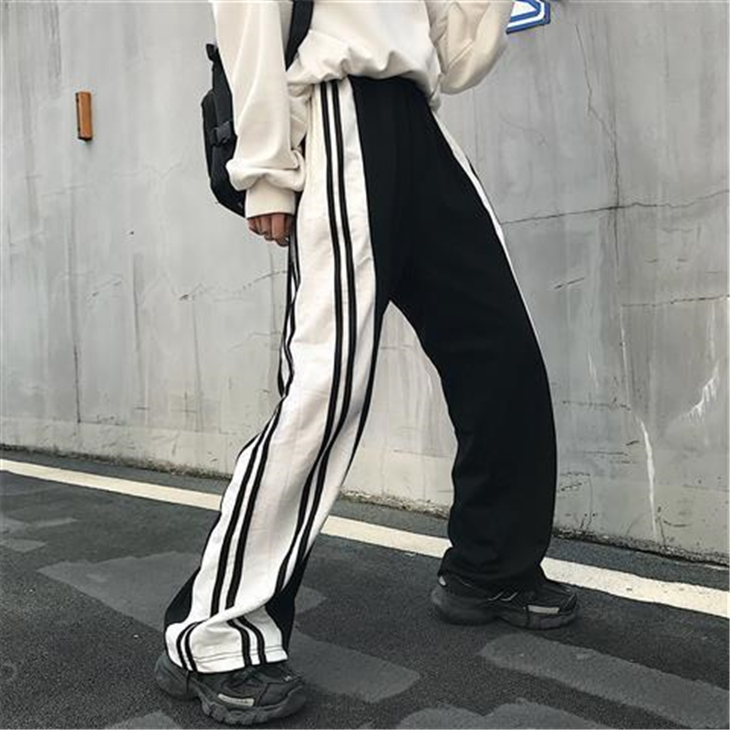 2020 New Color Matching Straight Wide Leg Pants Casual Pants Tide Korean Style Of Ins Trend Retro Black And White Hit Color
2020 New Color Matching Straight Wide Leg Pants Casual Pants Tide Korean Style Of Ins Trend Retro Black And White Hit Color
