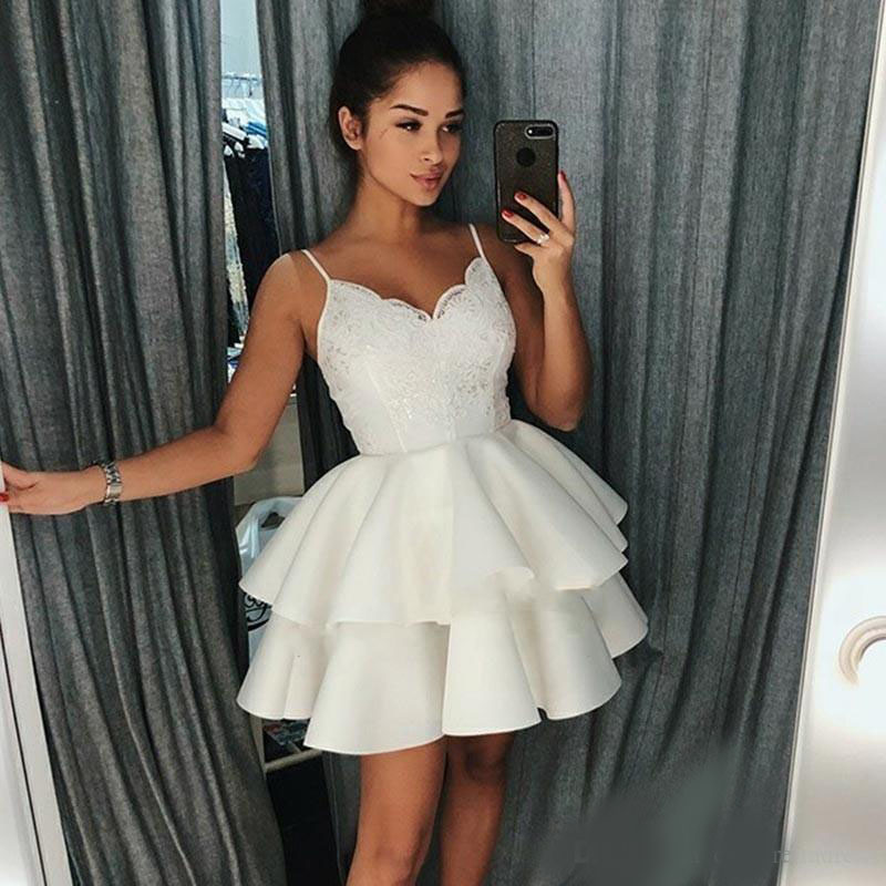 Short Little White Homecoming Dresses Spaghetti Straps Ball Gown Layers Lace Cocktail Dress Mini Prom Gowns For Graduation Party Wear