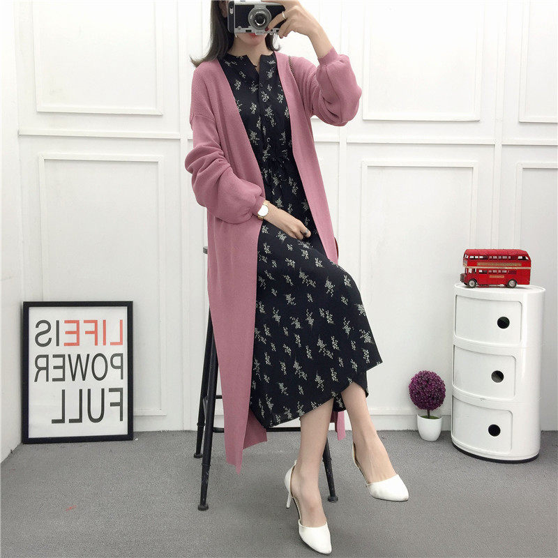 2020 New Loose Mid-length Knitted Cardigan Lazy Wind Large Size Lantern Sleeve Sweater Coat Women Spring Knit Windbreaker r263, Black
2020 New Loose Mid-length Knitted Cardigan Lazy Wind Large Size Lantern Sleeve Sweater Coat Women Spring Knit Windbreaker r263, Black