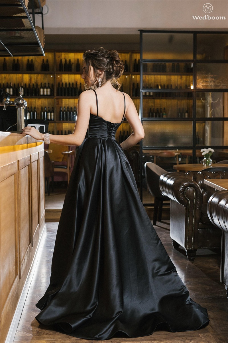 Sexy Black A-line Evening Dresses Spaghetti Strap High-split Sleeveless Custom Made Prom Dress Sweep Train Ruched Long Party Gown Cheap