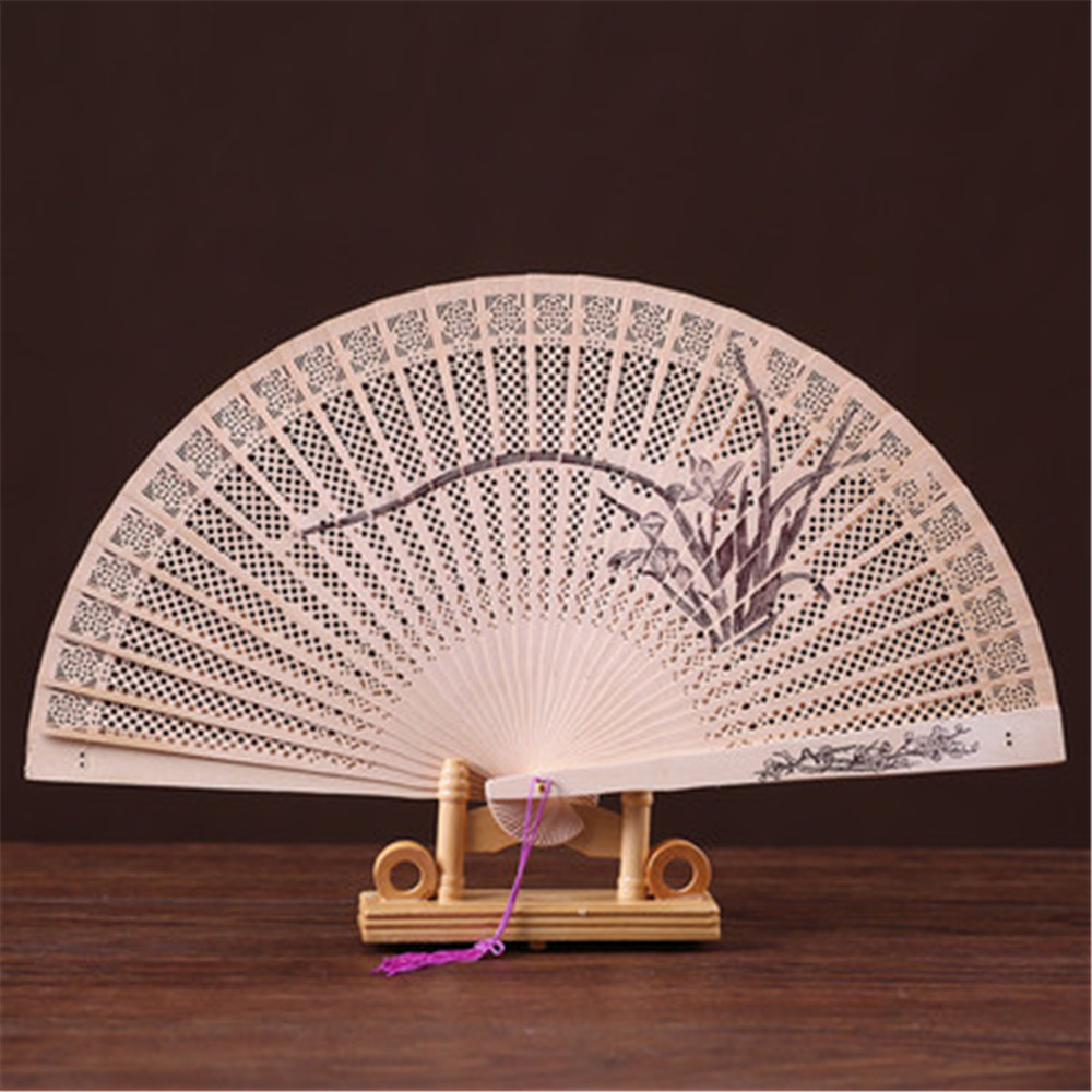 CNC Latest 50pcs personalized wood wedding favours fan party give aways sandalwood folding hand fans
CNC Latest 50pcs personalized wood wedding favours fan party give aways sandalwood folding hand fans