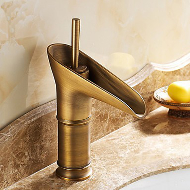 Basin Sink Faucet Deck Waterfall Brass Bathroom Vessel Sink Mixer Tap Chrome Finish
Basin Sink Faucet Deck Waterfall Brass Bathroom Vessel Sink Mixer Tap Chrome Finish