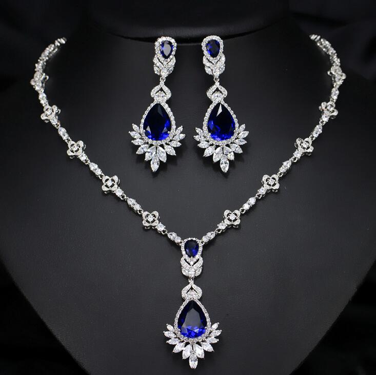 Best-selling European and American fashion high-end bridal wedding jewelry set Zircon necklace earrings Party dinner dress jewelry Free ship
Best-selling European and American fashion high-end bridal wedding jewelry set Zircon necklace earrings Party dinner dress jewelry Free ship