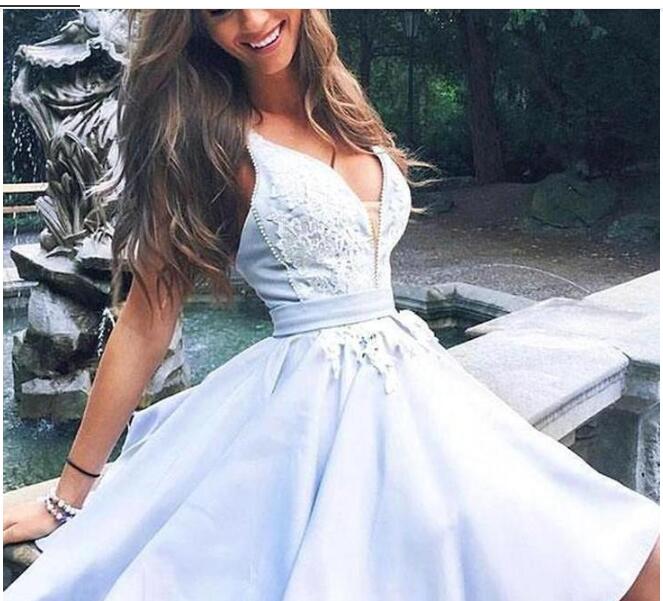 Light Sky Blue Homecoming Dresses A Line V Neck Knee Length Juniors Sweet 16 Graduation Cocktail Party Gowns Plus Size Custom Made, Green
Light Sky Blue Homecoming Dresses A Line V Neck Knee Length Juniors Sweet 16 Graduation Cocktail Party Gowns Plus Size Custom Made, Green