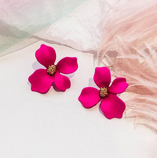 Flower Stud Earrings New Street Fashion Trends Korean Red Green Yellow Petals Joker Ear Studs Women Jewellery Wholesale