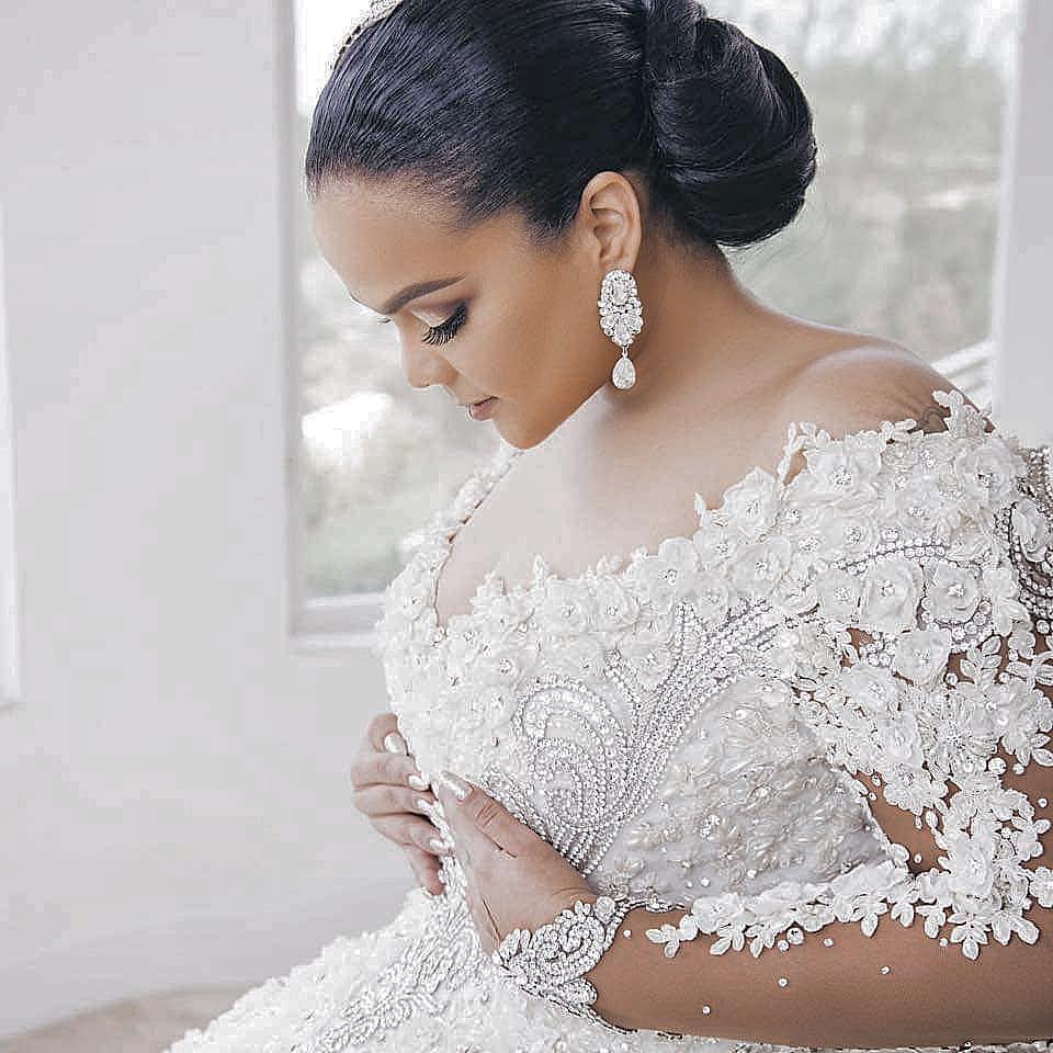 2020 Arabic Aso Ebi Luxurious Lace Crystals Wedding Dresses Sheer Neck Bridal Dresses Long Sleeves Vintage Wedding Gowns ZJ304