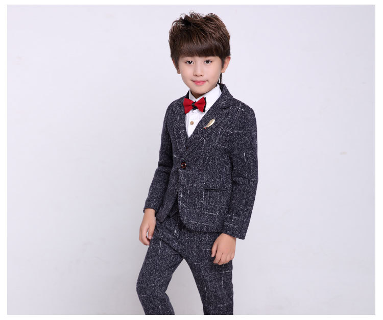 Formal Boys Clothing winter boys Suit 3 pcs suit +pants+vest Children Kid Clothes Suits Formal Wedding Party clothes
Formal Boys Clothing winter boys Suit 3 pcs suit +pants+vest Children Kid Clothes Suits Formal Wedding Party clothes