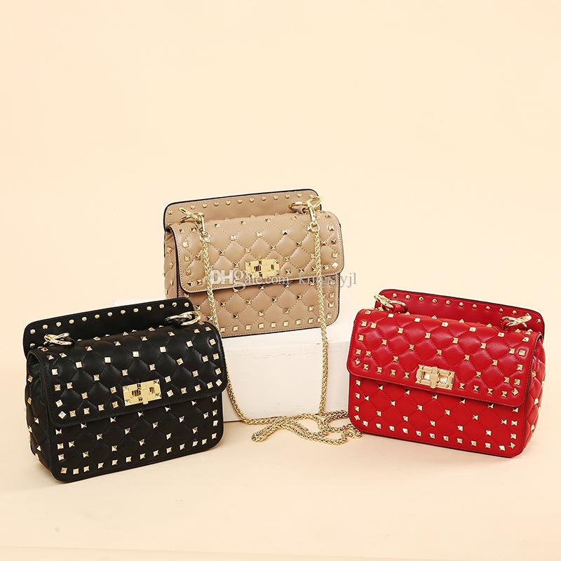 Classic women Designer shoulder bag genuine leather Studs Rivet Flap Chain bag Cowhide Plaid Messenger Crossbody handbag 23cm 21cm, Pink
Classic women Designer shoulder bag genuine leather Studs Rivet Flap Chain bag Cowhide Plaid Messenger Crossbody handbag 23cm 21cm, Pink