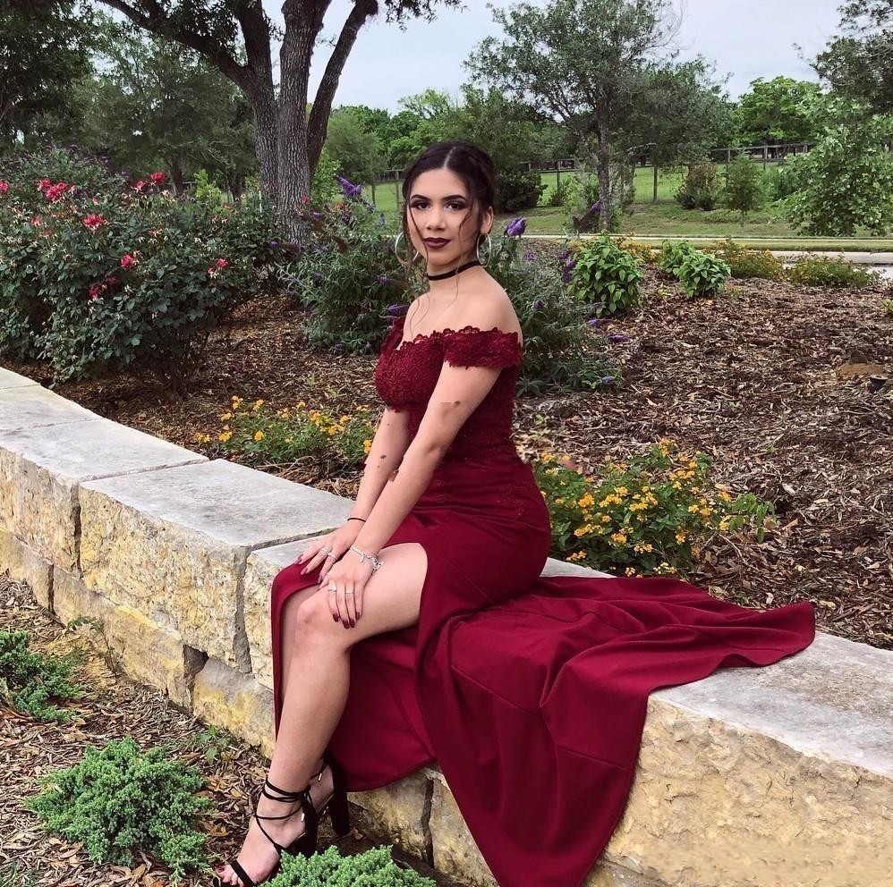 Sexy Cheap Bury Bridesmaid Dresses For Wedding Off Shoulder Long Mermaid Lace Appliques Side Split Formal Party Maid Of Honor Gowns