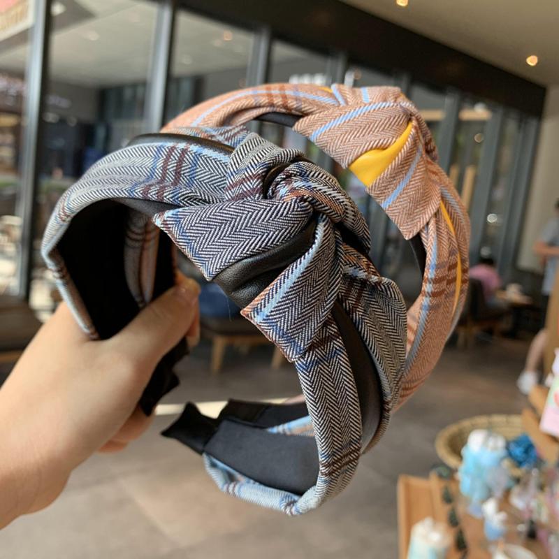 PU Leather Knotted Headband Plaid Print Cross Knot Hairband Bezel Lattice Hair Hoop for Women Girl Headwear Hair Accessories, Black
PU Leather Knotted Headband Plaid Print Cross Knot Hairband Bezel Lattice Hair Hoop for Women Girl Headwear Hair Accessories, Black