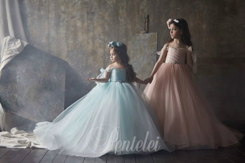Lovely Ball Gown Flower Girl Dresses Off Shoulder Sleeveless Bow Sequins Crystal Pageant Dress Floor Length Girl's Birthday Party 0431