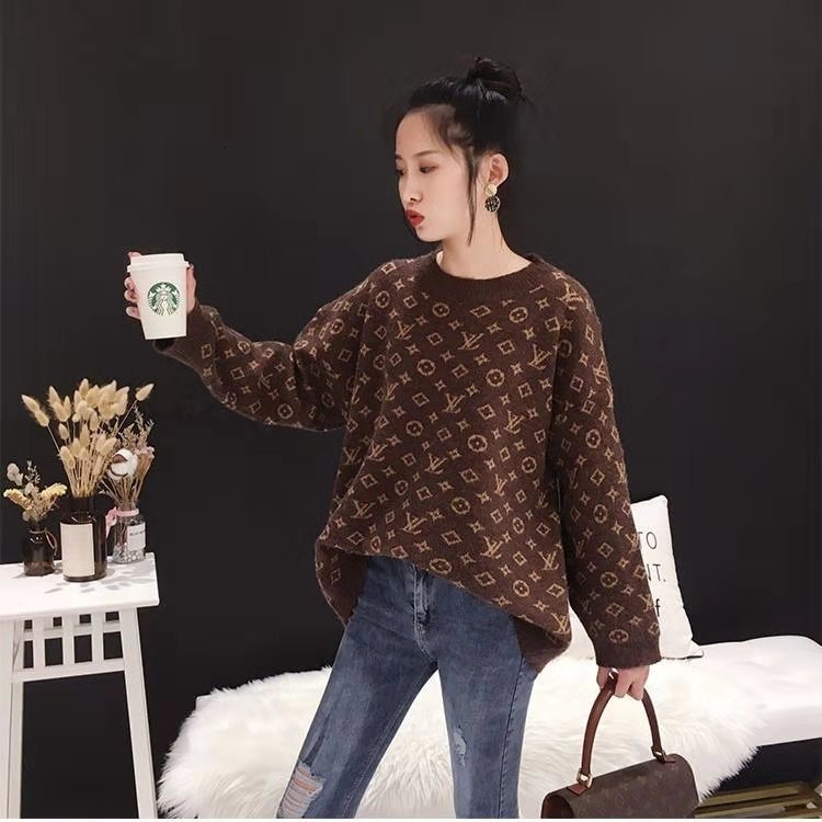 1111 High quality spot real shot 2018 autumn and winter thin section knit start jacket round neck pullover top women's sweater XNQE, White
1111 High quality spot real shot 2018 autumn and winter thin section knit start jacket round neck pullover top women's sweater XNQE, White