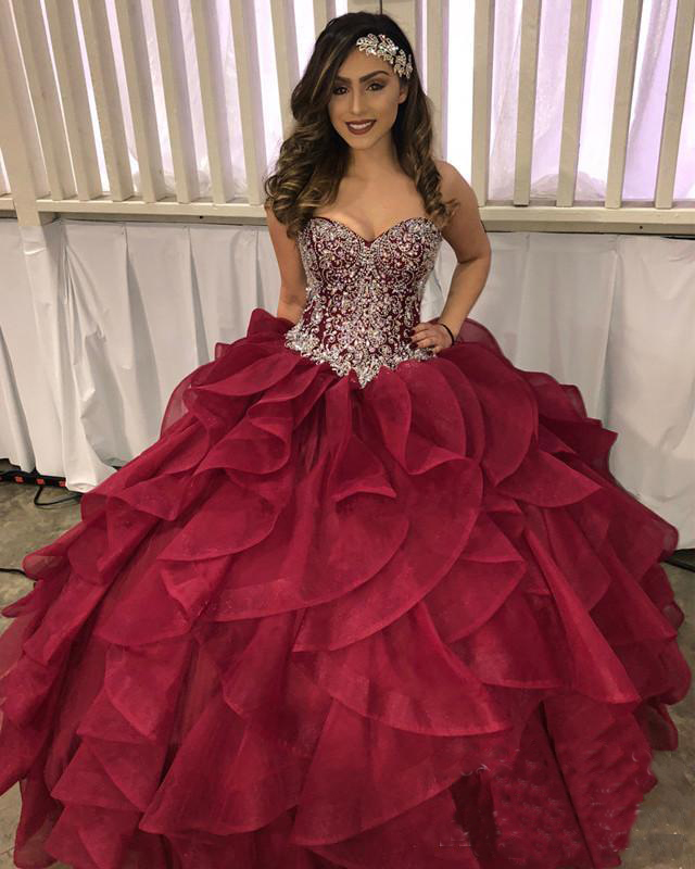 Tiered Cascading Ruffles Quinceanera Dresses Pageant Dazzling Dress Crystal Rhinestone Burgundy Organza Ball Gown Prom Dress For Women